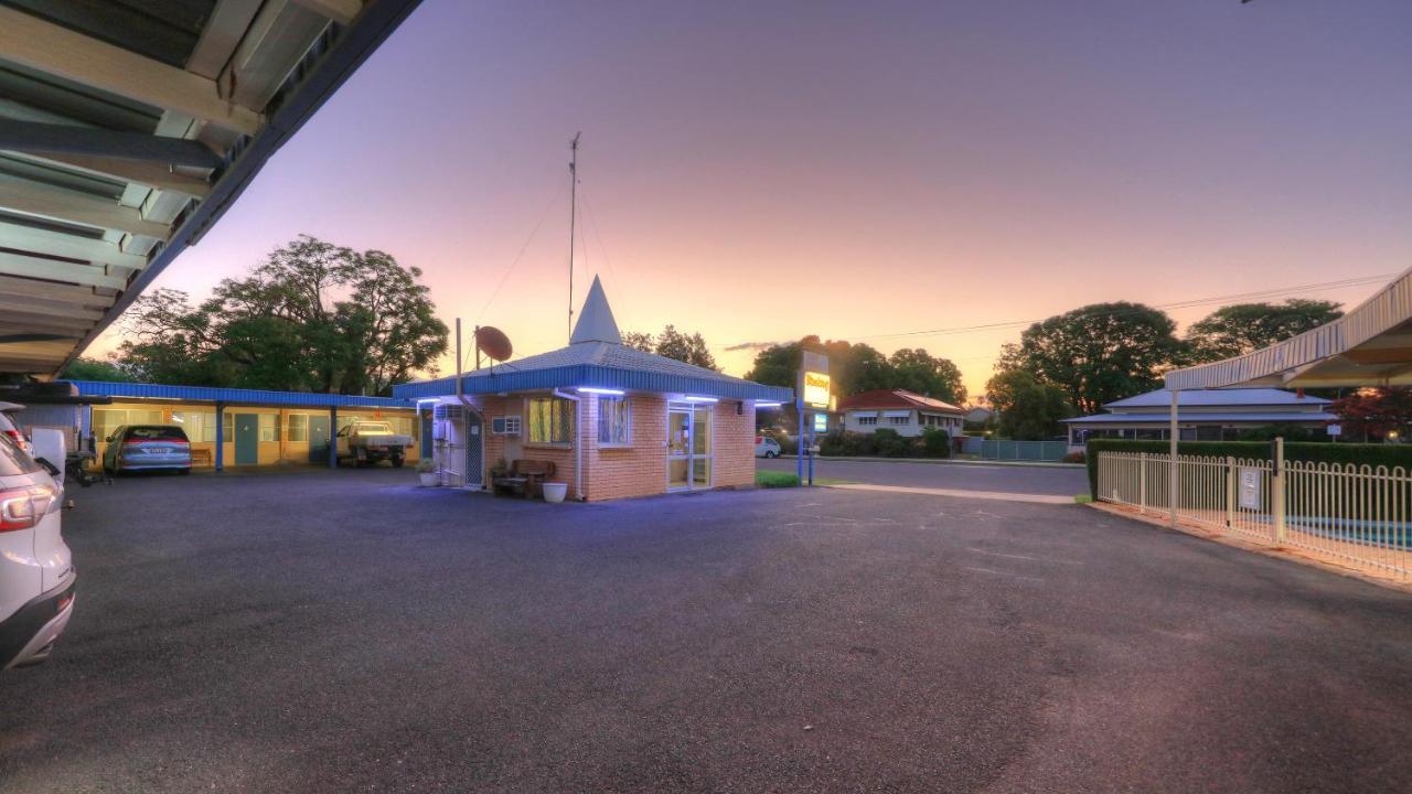 Binalong Motel Goondiwindi Luaran gambar